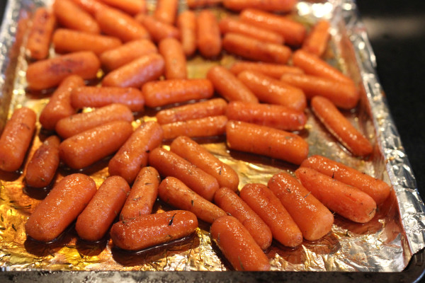 Balsamic Honey Glazed Oven Roasted Carrots