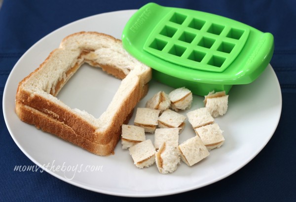 sandwich cutter