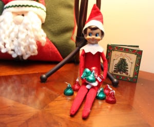 The Elf on the Shelf Returns! – Mom vs the Boys