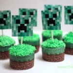 minecraft creeper cupcakes