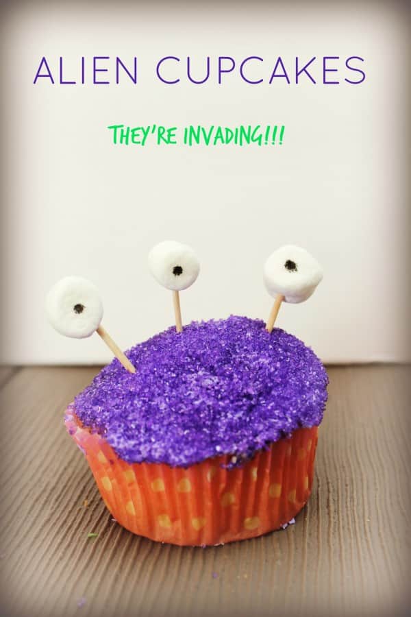 alien cupcakes