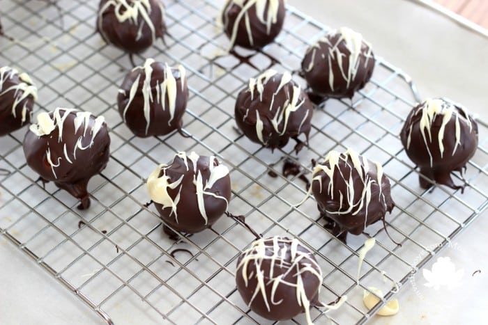 triple-chocolate-peanut-butter-bites