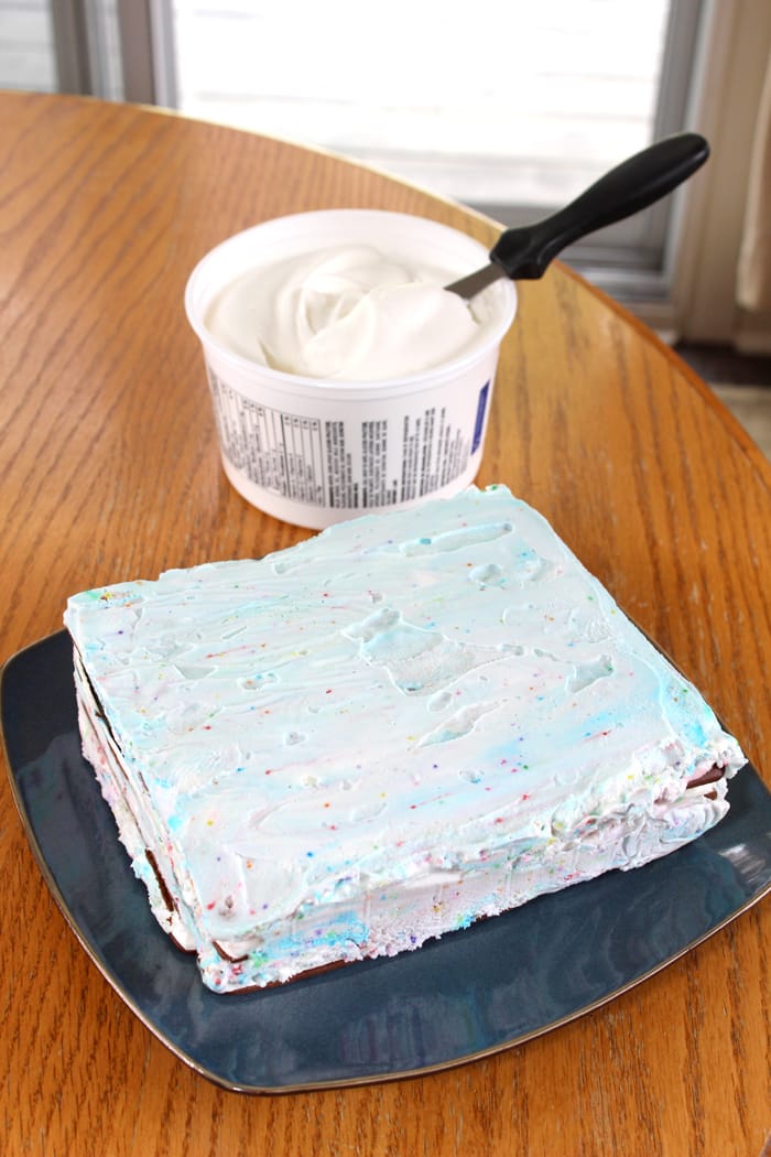 Quick and easy Ice Cream Cake Recipe - Mom vs the Boys