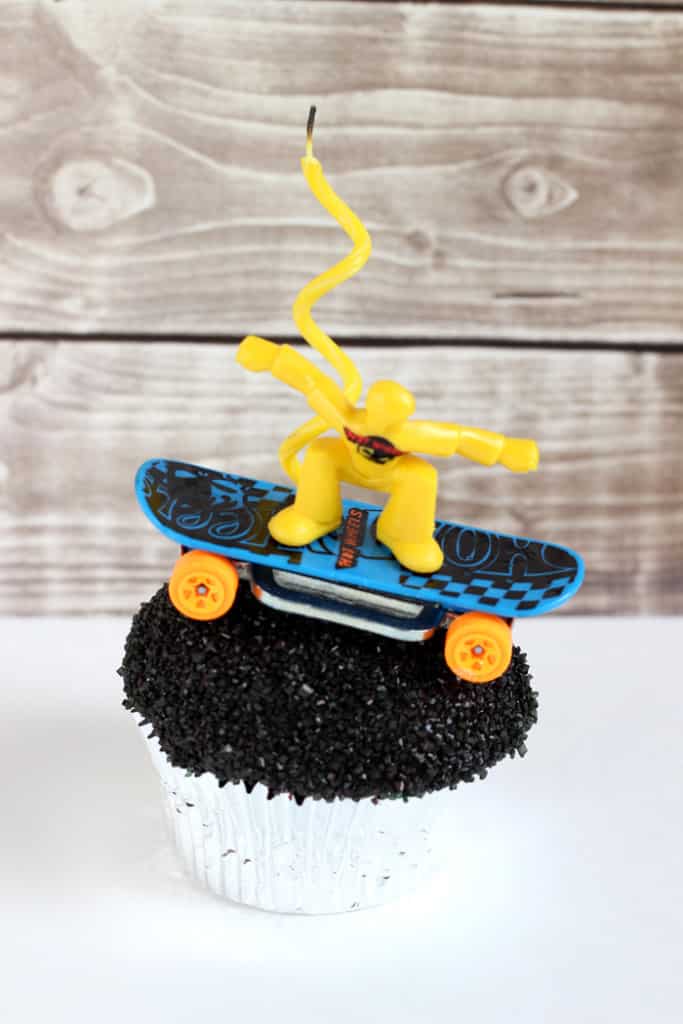 skateboarder cupcake