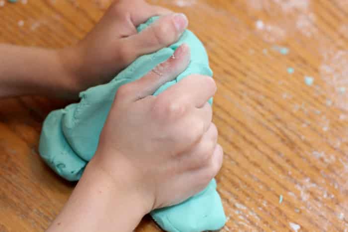 2 ingredient homemade playdough