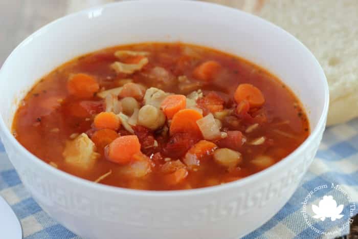 chicken and chickpea soup 