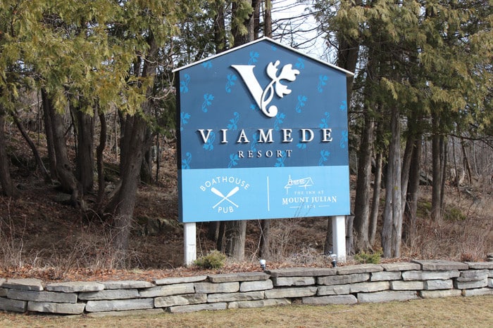 Viamede Resort, Stoney Lake - Pet Friendly
