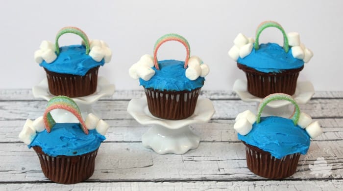 Rainbow Cupcakes - Mom vs the Boys