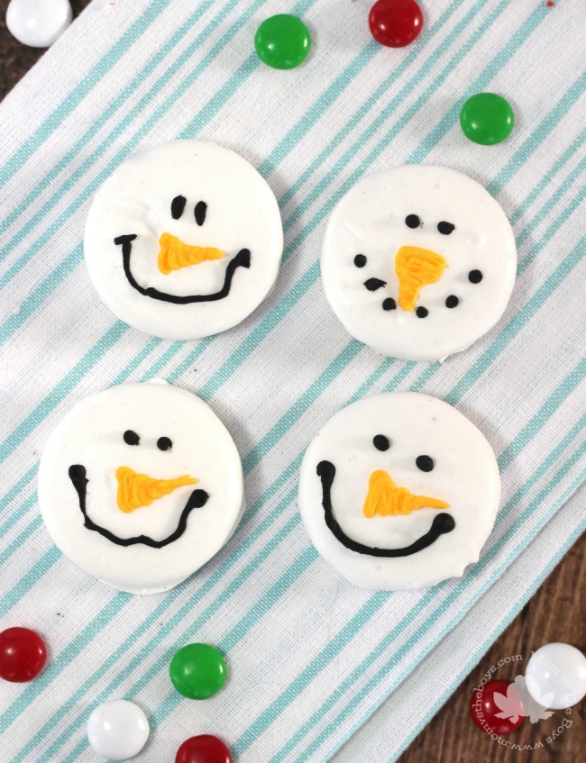 snowman oreos 