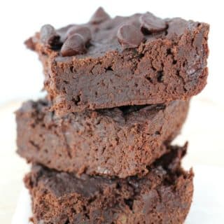 Fudgy Avocado Black Bean Brownies – Mom vs the Boys