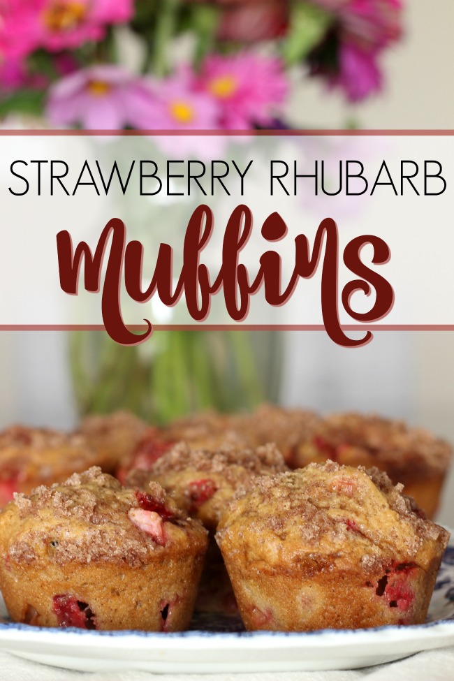 Strawberry Rhubarb Muffins with Streusel Topping